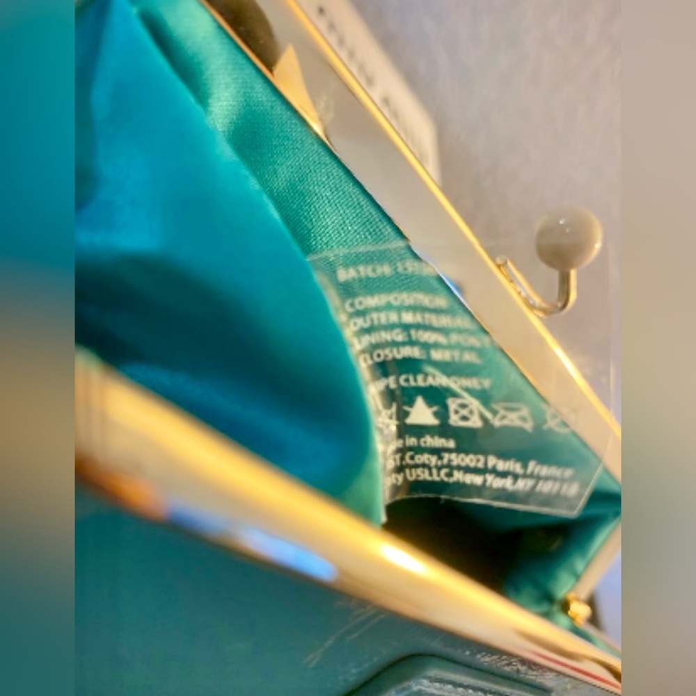 Miu Miu Sky Blue or Turquoise Patent Faux Leather Clutch with Gold Chain GWP NWB - Picture 6 of 15